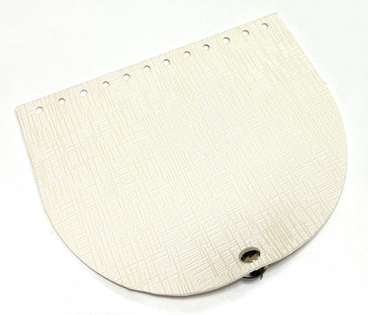 Clapeta geanta cu inchizatoare magnetica, piele ecologica, 20x17 cm- crem deschis lucios cu model-nichel